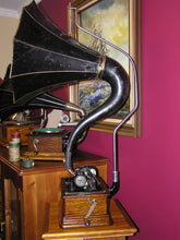 Edison Standard model D, 2/4 minute cylinder phonograph 1908 SOLD