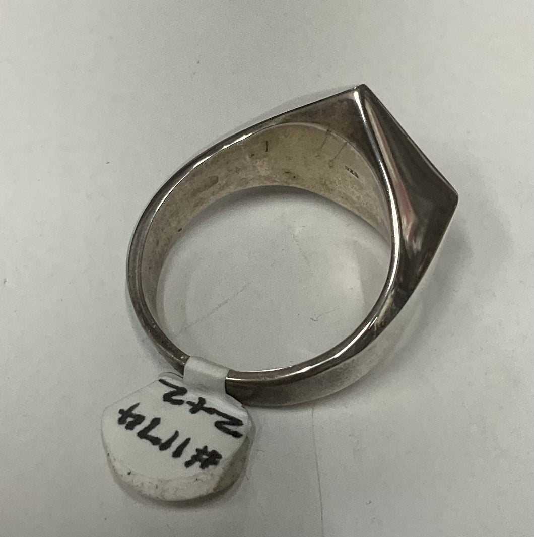 Sterling silver mens cygnet ring.  Mens ring #1174