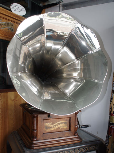 Columbia graphophone, B1 Sterling, nickle plated horn. 1901