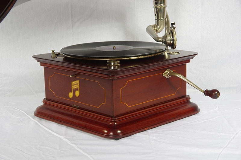 Columbia graphophone, mahogany cabinet with smooth mahogany horn ...