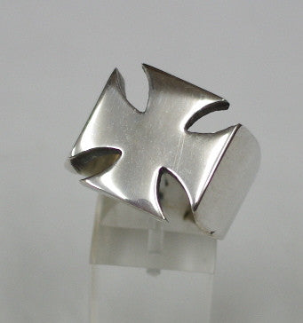 Sterling silver (925) mens Maltese Cross ring #1163