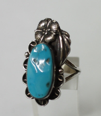 American Indian Ladies Ring, Navajo 925 Sterling Silver and Turquoise